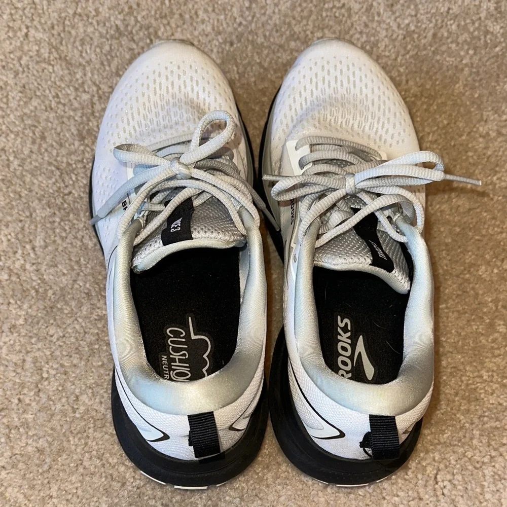 Brooks Women’s Trace 3 Sneaker - Picture 5 of 5